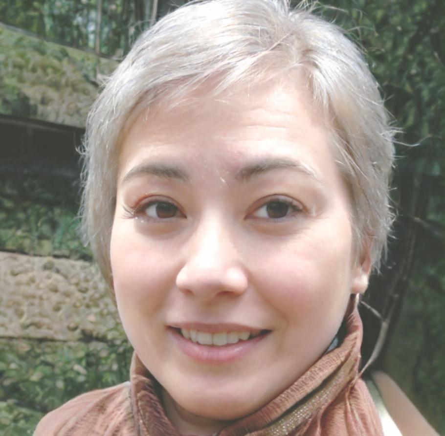 Directora de servicios Esperanza Valdovinos